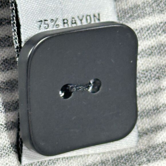 Habitat Tunic Top Size L‎ Textured Gray Artsy Minimalist Lagenlook Relaxed NWOT - Picture 11 of 14